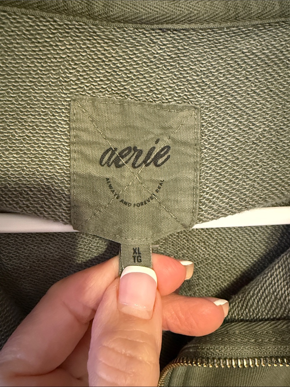 Aerie Women’s Zip-Up Sweatshirt in Olive Green, XL - Picture 2 of 5